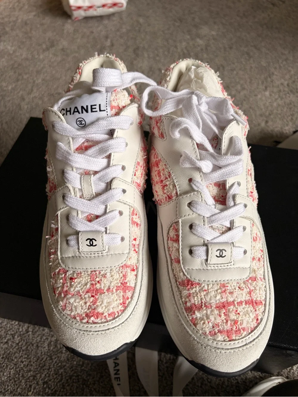 CHANEL White Sneakers with Pink Tweed Accents - Picture 2 of 4